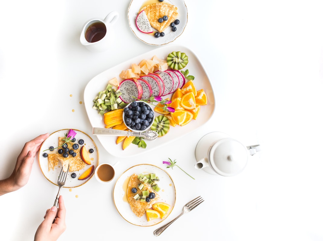 Athletic nutrition with protein-rich foods and whole grains